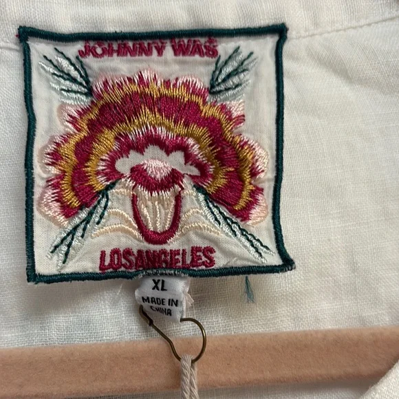 NWT JOHNNY WAS 💯 linen embroidered blouse. - Picture 4 of 11